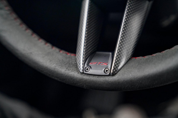 Porsche Taycan Sport Turismo GTS 93 kWh | Luchtvering / LIFT | Bose surround sound | Panorama | Luxe Leder / Alcantara | Sfeerverl