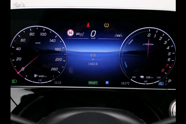 Mercedes-Benz E-Klasse 300 e Sport Edition AMG Line | Panorama Schuif-Kanteldak | Distronic | Lederen bekleding | Alarm | Parkeerpakket met 360°-camera | 20 Inch AMG Velgen. Inclusief 24 maanden MB Certified garantie voor Europa.