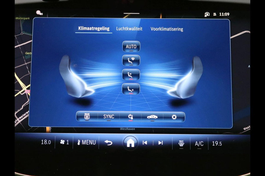 Mercedes-Benz E-Klasse 300 e Sport Edition AMG Line | Panorama Schuif-Kanteldak | Distronic | Lederen bekleding | Alarm | Parkeerpakket met 360°-camera | 20 Inch AMG Velgen. Inclusief 24 maanden MB Certified garantie voor Europa.