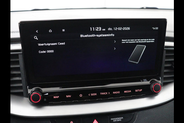 Kia ProCeed 1.5 T-GDI GT-PlusLine | Panoramadak | Leder/Alcantara | Adaptive cruise | Stoelverwarming | Carplay | Full LED | Navigatie | Stuurverwarming | JBL Sound