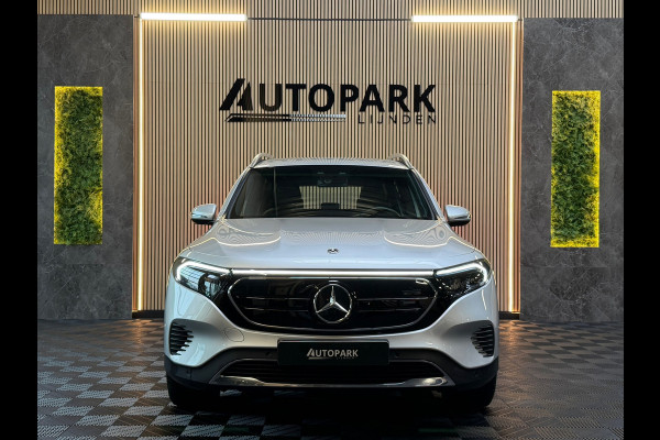 Mercedes-Benz EQB 350 4MATIC AMG Line 67 kWh CAMERA|CARPLAY|SFEERVERLICHTING|ELEKT KOFFERKLEP|GARANTIE 2028|DEALER ONDERHOUDEN