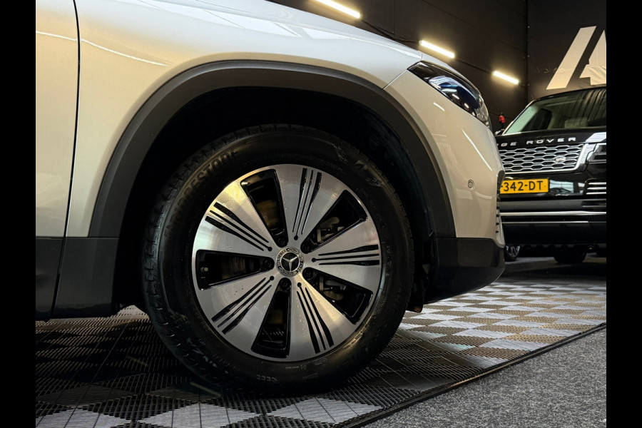 Mercedes-Benz EQB 350 4MATIC AMG Line 67 kWh CAMERA|CARPLAY|SFEERVERLICHTING|ELEKT KOFFERKLEP|GARANTIE 2028|DEALER ONDERHOUDEN