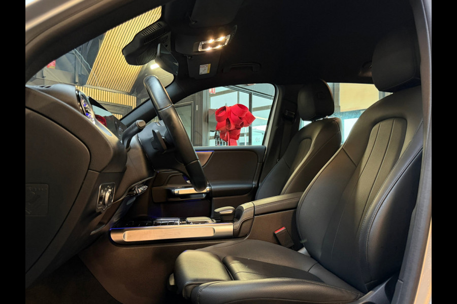 Mercedes-Benz EQB 350 4MATIC AMG Line 67 kWh CAMERA|CARPLAY|SFEERVERLICHTING|ELEKT KOFFERKLEP|GARANTIE 2028|DEALER ONDERHOUDEN
