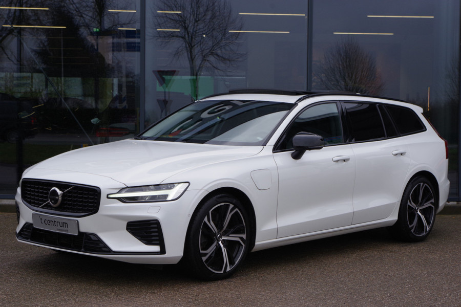 Volvo V60 2.0 T8 456 PK Plug-in Hybrid AWD Ultimate Dark Long Range, Panoramadak, Trekhaak, H/K Sound, 360 Camera,