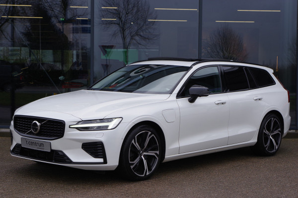 Volvo V60 2.0 T8 456 PK Plug-in Hybrid AWD Ultimate Dark Long Range, Panoramadak, Trekhaak, H/K Sound, 360 Camera,