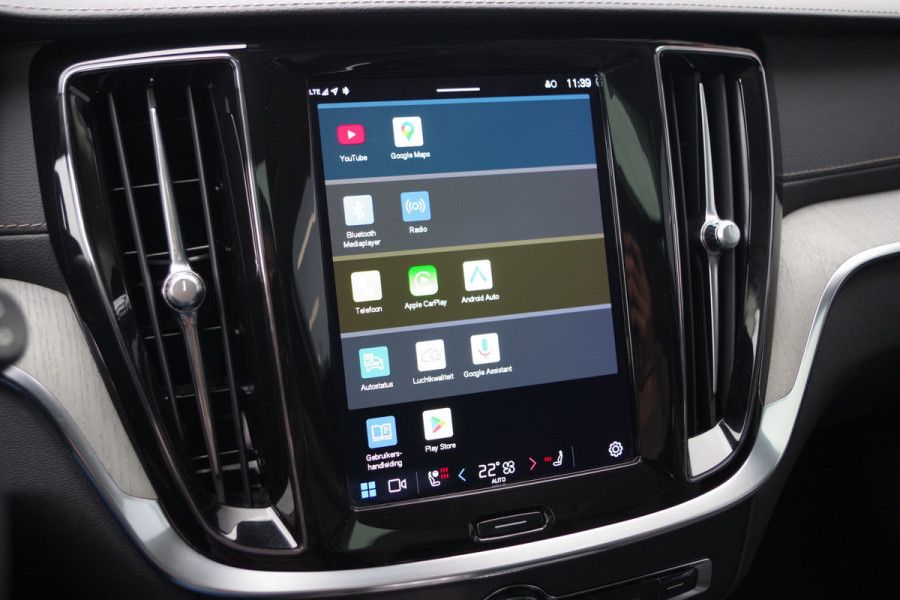 Volvo V60 2.0 T8 456 PK Plug-in Hybrid AWD Ultimate Dark Long Range, Panoramadak, Trekhaak, H/K Sound, 360 Camera,