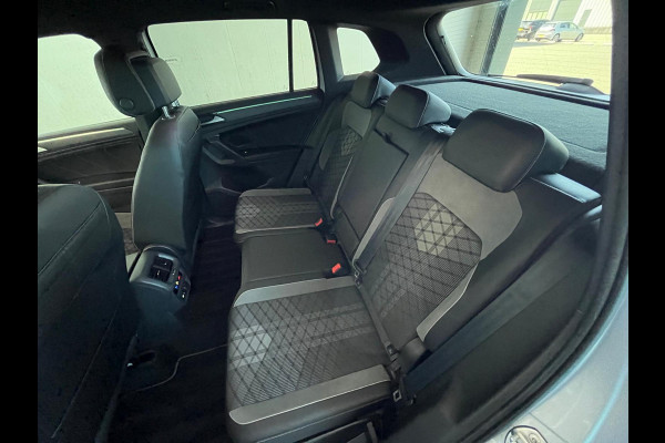 Volkswagen Tiguan 1.4 TSI eHybrid PHEV R-Line Business+ | LED Matrix | Camera | Adaptive CC | Black Pack | (occasion)