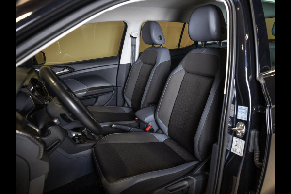 Volkswagen T-Cross 1.0 TSI R-Line / 115pk / Adaptieve cruise control / Automatische klimaatregeling /