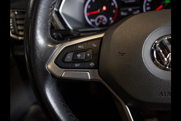 Volkswagen T-Cross 1.0 TSI R-Line / 115pk / Adaptieve cruise control / Automatische klimaatregeling /