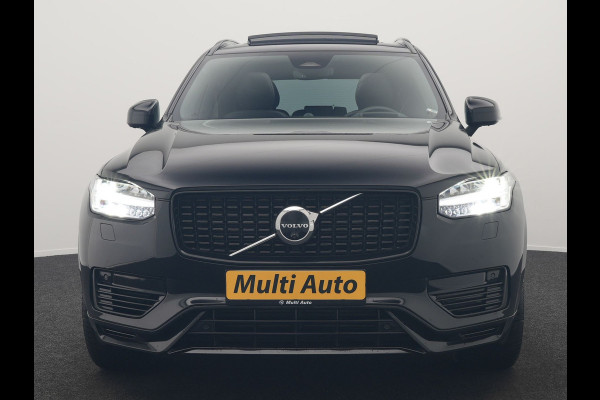 Volvo XC90 T8 Recharge AWD Ultimate Dark Plug In Hybrid Long Range 7 Zits 456pk Dealer O.H PHEV | Luchtvering | Trekhaak Af Fabriek | Panodak | Bowers & Wilkins | 360 Camera | Head Up | Adaptive Cruise | Lederen Sportstoelen Memory & Verwarmd | Keyless | Navigatie | Blis | Virtual