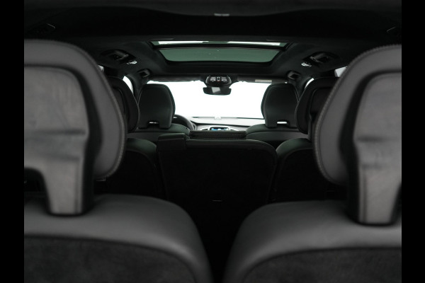 Volvo XC90 T8 Recharge AWD Ultimate Dark Plug In Hybrid Long Range 7 Zits 456pk Dealer O.H PHEV | Luchtvering | Trekhaak Af Fabriek | Panodak | Bowers & Wilkins | 360 Camera | Head Up | Adaptive Cruise | Lederen Sportstoelen Memory & Verwarmd | Keyless | Navigatie | Blis | Virtual