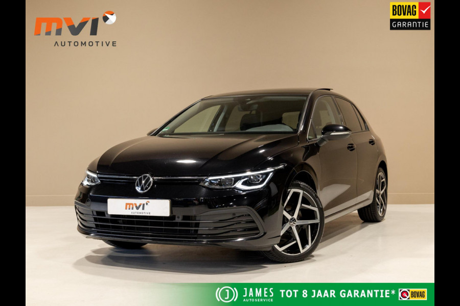 Volkswagen Golf 1.5 TSI / 150pk / Panorama dak / Trekhaak / Elektrische stoelverstelling /