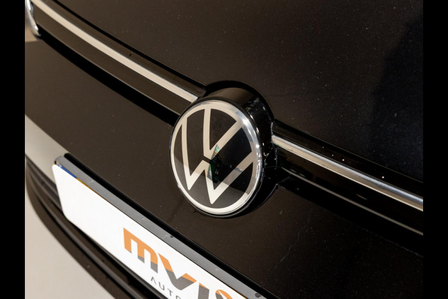 Volkswagen Golf 1.5 TSI / 150pk / Panorama dak / Trekhaak / Elektrische stoelverstelling /