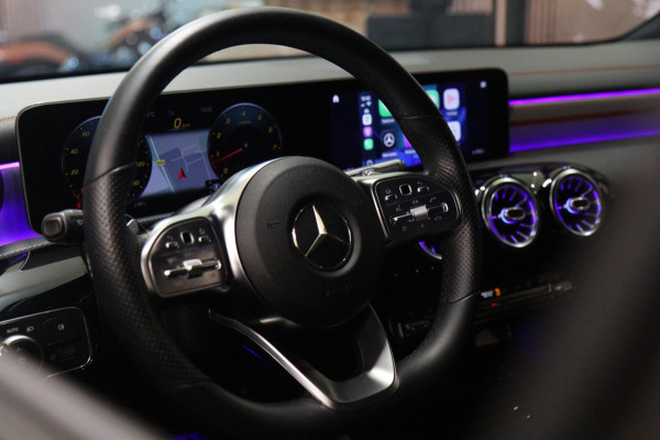Mercedes-Benz CLA-Klasse 220 ORANGE EDITION Nap/Dealeronderhoud/Pano/Memory/Sfeer/Cam/carplay/BOMVOL