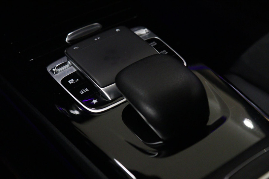 Mercedes-Benz CLA-Klasse 220 ORANGE EDITION Nap/Dealeronderhoud/Pano/Memory/Sfeer/Cam/carplay/BOMVOL