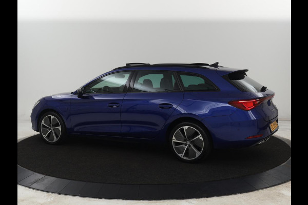 Seat Leon 1.4 TSI eHybrid PHEV FR | Panoramadak | Stoelverwarming | Leder/Alcantara | Adaptive cruise | Camera | Carplay | Navigatie | Stuurverwarming | Plug In
