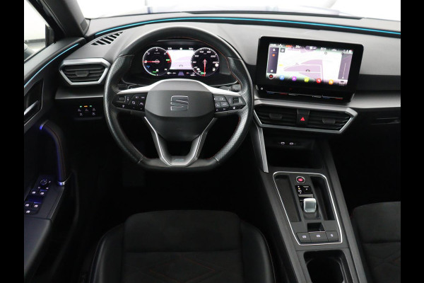 Seat Leon 1.4 TSI eHybrid PHEV FR | Panoramadak | Stoelverwarming | Leder/Alcantara | Adaptive cruise | Camera | Carplay | Navigatie | Stuurverwarming | Plug In