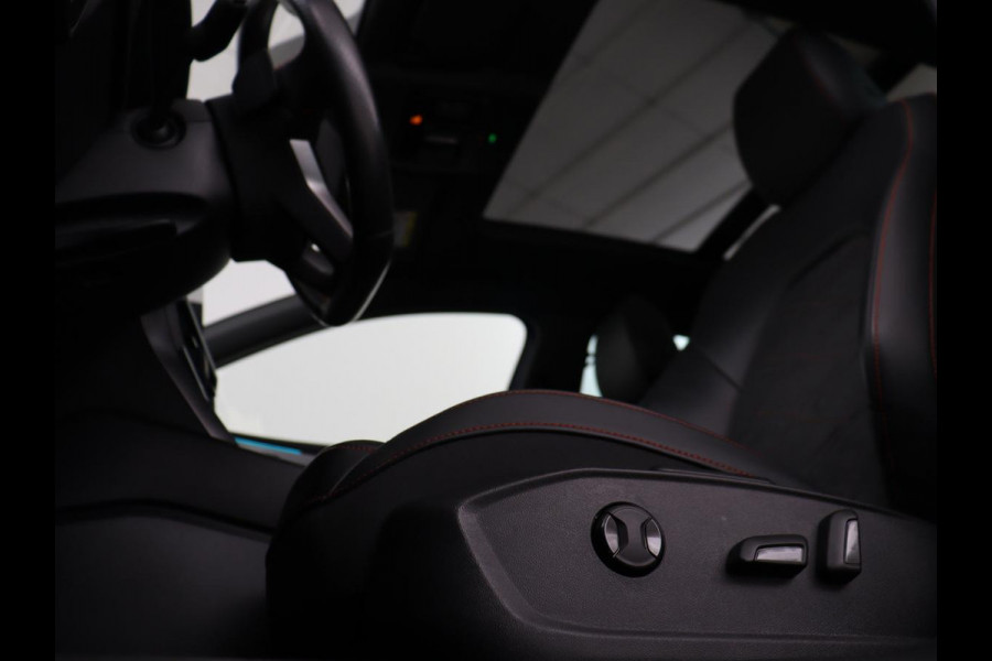 Seat Leon 1.4 TSI eHybrid PHEV FR | Panoramadak | Stoelverwarming | Leder/Alcantara | Adaptive cruise | Camera | Carplay | Navigatie | Stuurverwarming | Plug In