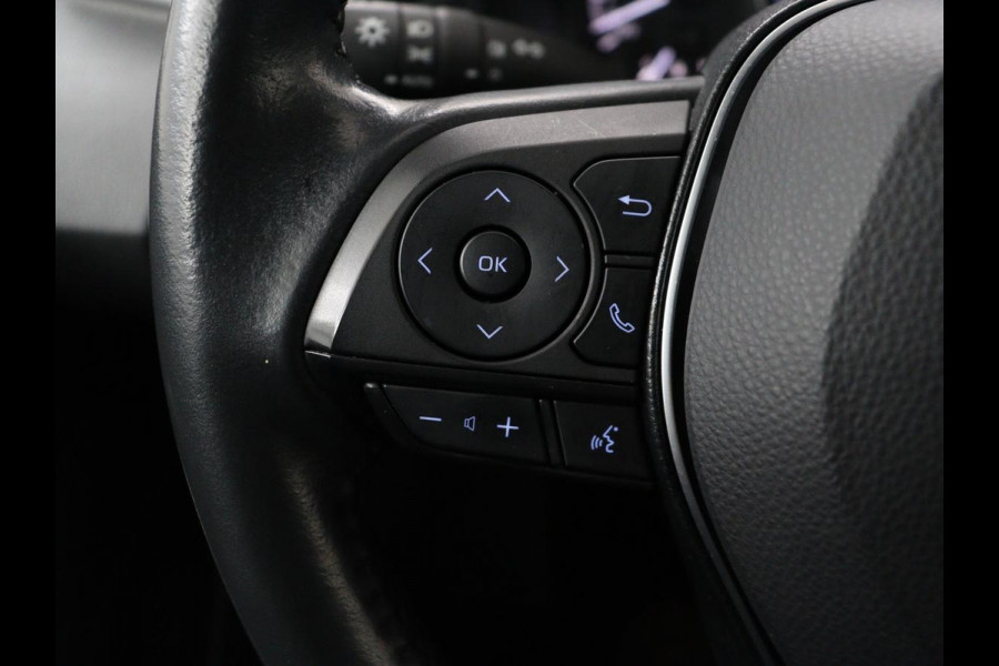 Toyota Corolla 1.8 Hybrid Business | Trekhaak | Camera | Adaptive cruise | Carplay | Full LED | Climate control | Bluetooth | DAB | Getint glas