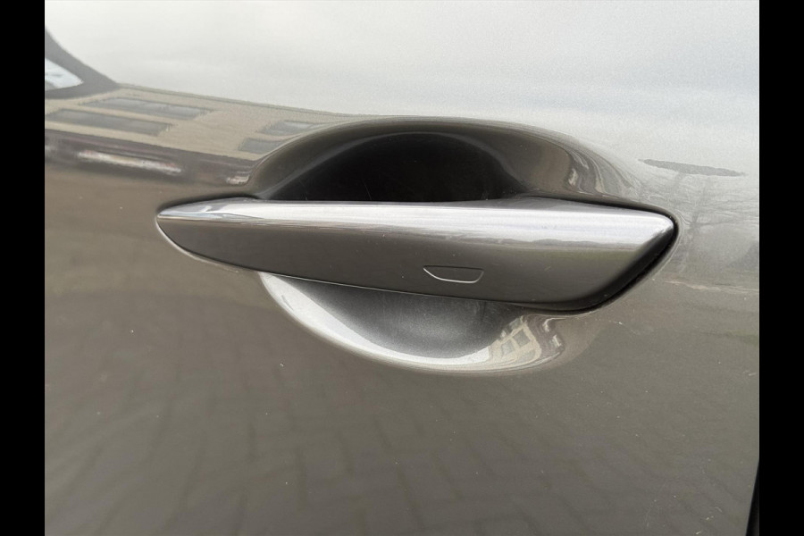 Mazda CX-30 E-SkyActiv-G Hybrid 140pk Homura | Head up display, Keyless, Elektrische achterklep, Stoelvewarming, Dodehoekherkenning, CarPlay