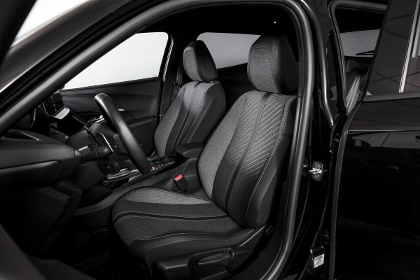 Peugeot 2008 1.2 Hybrid 145 Allure - Automaat | Dig. Cockpit | Adapt. Cruise | Stoelverw. | PDC | Camera | App. Connect | ECC | DAB | LM 17" | 5030