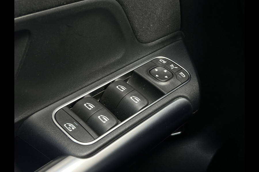 Mercedes-Benz B-Klasse 200 Business Solution AMG | Pano | Trekhaak | Memory | Sfeerverlichting