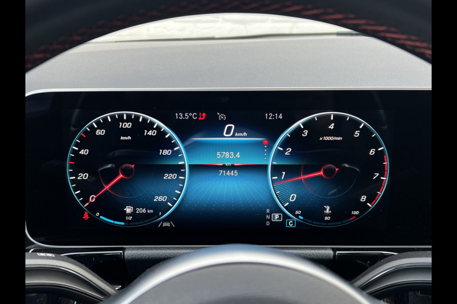 Mercedes-Benz B-Klasse 200 Business Solution AMG | Pano | Trekhaak | Memory | Sfeerverlichting