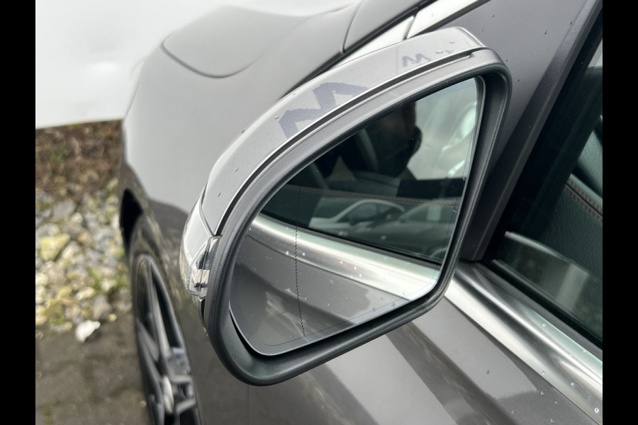 Mercedes-Benz B-Klasse 200 Business Solution AMG | Pano | Trekhaak | Memory | Sfeerverlichting