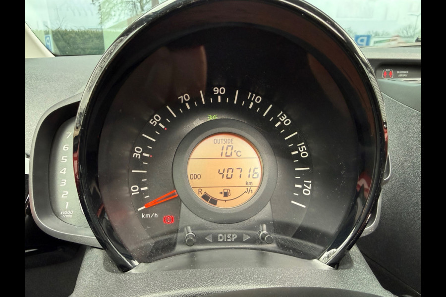 Peugeot 108 1.0 e-VTi Collection TOP! Media Apple/ Android - Climate - Camera - LED