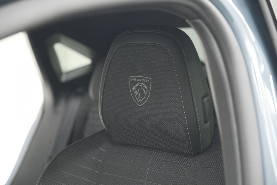 Peugeot 3008 1.2 Hybrid 145 GT | Trekhaak | Elektronische Kofferklep | Adaptieve Cruise Control | Camera