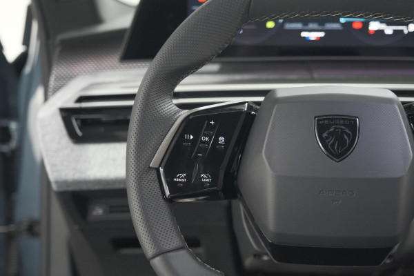 Peugeot 3008 1.2 Hybrid 145 GT | Trekhaak | Elektronische Kofferklep | Adaptieve Cruise Control | Camera