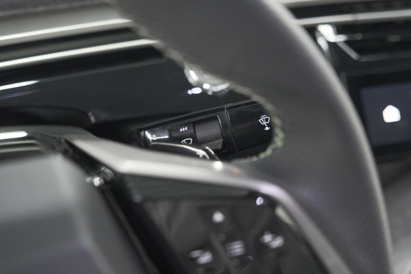 Peugeot 3008 1.2 Hybrid 145 GT | Trekhaak | Elektronische Kofferklep | Adaptieve Cruise Control | Camera