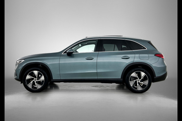 Mercedes-Benz GLC 300e 4MATIC Business Solution Luxury | Panoramaschuifdak | Trekhaak | Smartphone integratie | Easypack achterklep | URBAN GUARD voertuigbescherming plus | Stoelverwarming voor |
