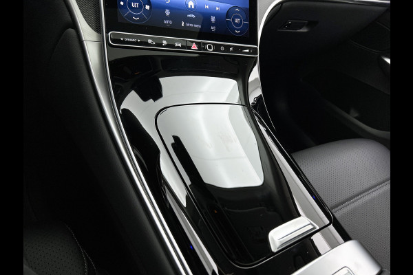 Mercedes-Benz GLC 300e 4MATIC Business Solution Luxury | Panoramaschuifdak | Trekhaak | Smartphone integratie | Easypack achterklep | URBAN GUARD voertuigbescherming plus | Stoelverwarming voor |