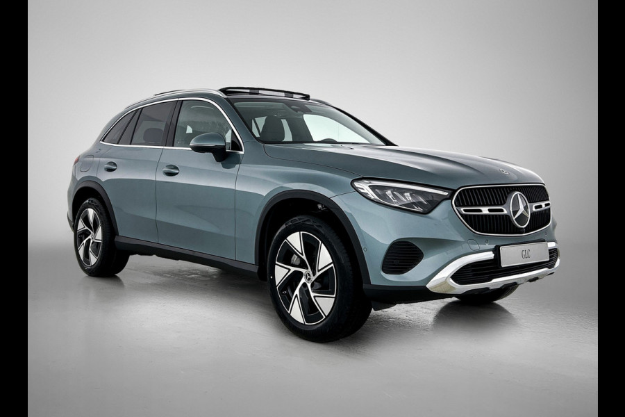 Mercedes-Benz GLC 300e 4MATIC Business Solution Luxury | Panoramaschuifdak | Trekhaak | Smartphone integratie | Easypack achterklep | URBAN GUARD voertuigbescherming plus | Stoelverwarming voor |