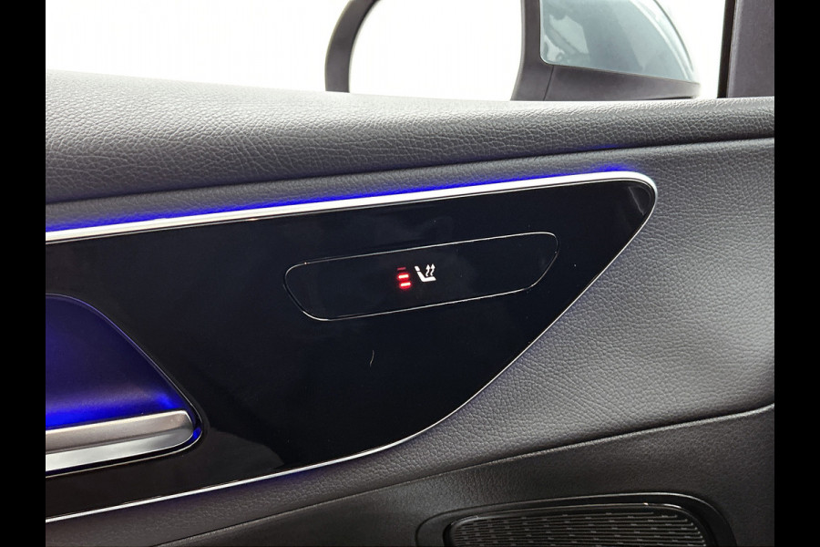 Mercedes-Benz GLC 300e 4MATIC Business Solution Luxury | Panoramaschuifdak | Trekhaak | Smartphone integratie | Easypack achterklep | URBAN GUARD voertuigbescherming plus | Stoelverwarming voor |