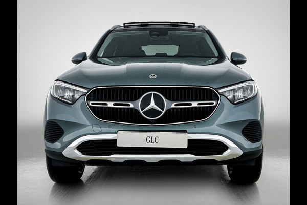 Mercedes-Benz GLC 300e 4MATIC Business Solution Luxury | Panoramaschuifdak | Trekhaak | Smartphone integratie | Easypack achterklep | URBAN GUARD voertuigbescherming plus | Stoelverwarming voor |