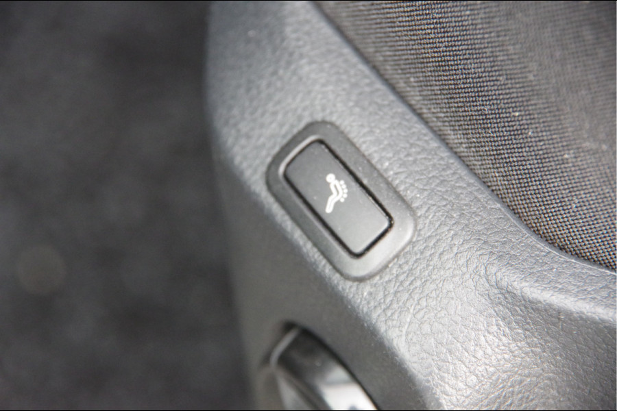 Volkswagen Crafter 2.0 TDI L3H2 177PK AUT. 2X SCHUIFDEUR, LED, TREKHAAK, ADAPT. CRUISE, NAVI, AIRCO, STOELVERWARMING, GEVEERDE STOEL, NL AUTO, NAP