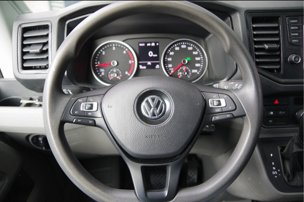 Volkswagen Crafter 2.0 TDI L3H2 177PK AUT. 2X SCHUIFDEUR, LED, TREKHAAK, ADAPT. CRUISE, NAVI, AIRCO, STOELVERWARMING, GEVEERDE STOEL, NL AUTO, NAP