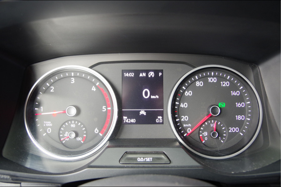 Volkswagen Crafter 2.0 TDI L3H2 177PK AUT. 2X SCHUIFDEUR, LED, TREKHAAK, ADAPT. CRUISE, NAVI, AIRCO, STOELVERWARMING, GEVEERDE STOEL, NL AUTO, NAP