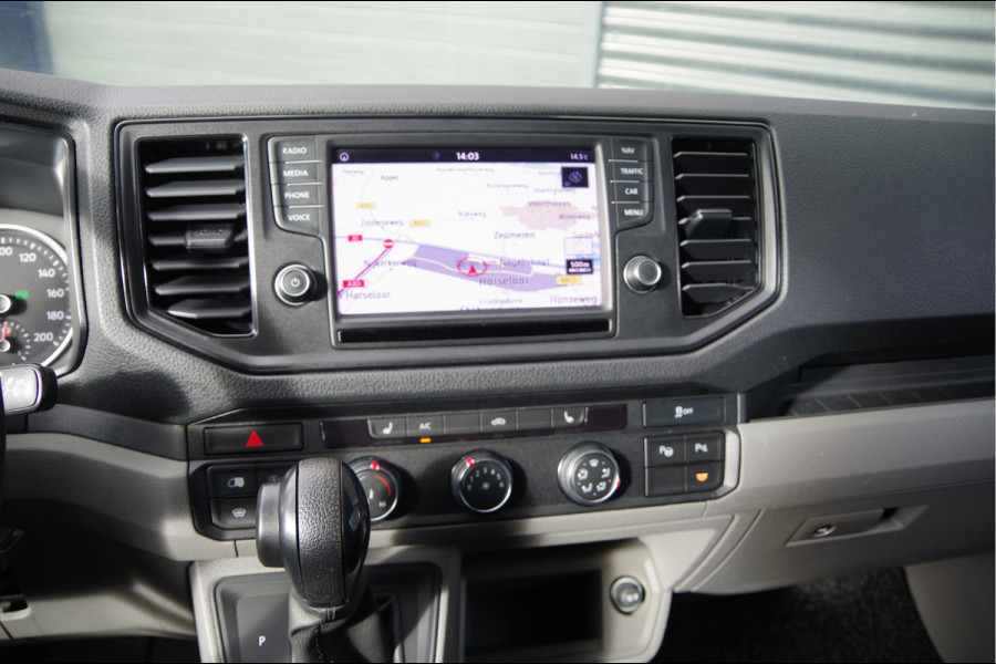 Volkswagen Crafter 2.0 TDI L3H2 177PK AUT. 2X SCHUIFDEUR, LED, TREKHAAK, ADAPT. CRUISE, NAVI, AIRCO, STOELVERWARMING, GEVEERDE STOEL, NL AUTO, NAP