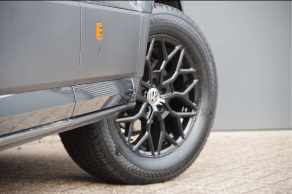 Volkswagen Crafter 2.0 TDI L3H2 177PK AUT. 2X SCHUIFDEUR, LED, TREKHAAK, ADAPT. CRUISE, NAVI, AIRCO, STOELVERWARMING, GEVEERDE STOEL, NL AUTO, NAP