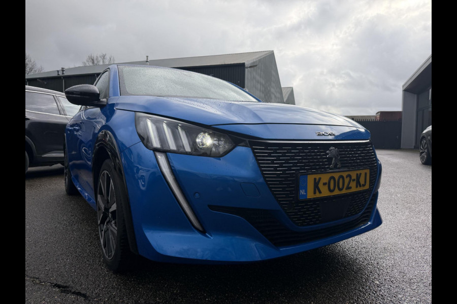 Peugeot 208 1.2 PureTech GT-Line CAMERA | NAVIGATIE | DEALER ONDERHOUDEN | INCLUSIEF 12 MAANDEN BOVAG GARANTIE