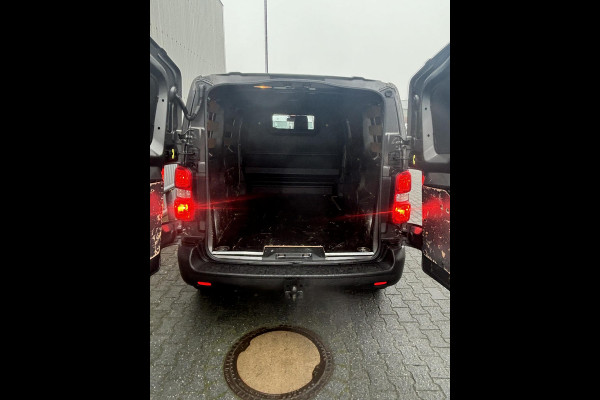 Peugeot Expert 2.0 BlueHDI 120*A/C*CRUISE*NAVI*HAAK*CARPLAY*3PERS