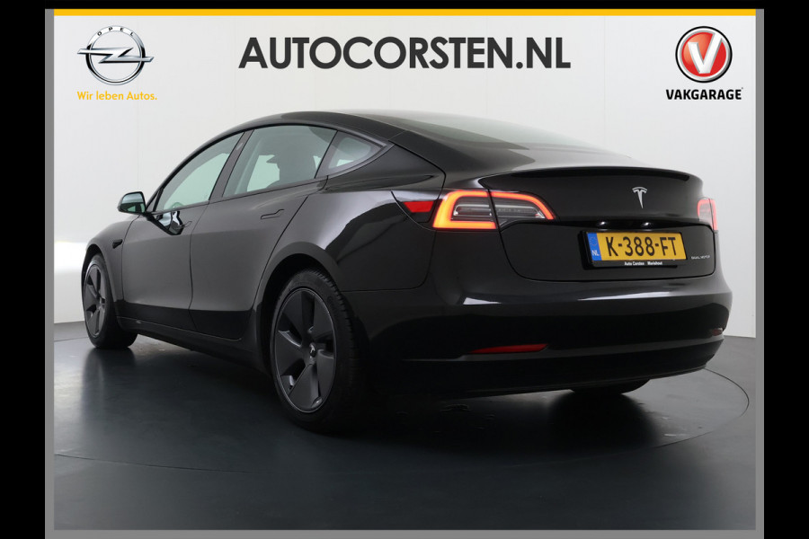 Tesla Model 3 Long Range AWD 75kWh Facelift Warmtepomp Trekhaak SOH 92% AutoPilot Leder Panoramadak Adaptive-Cruise Camera's Elektr.-Stuur+Sto Elek.Achterklep Navi LED DAB Voorverwarmen interieur Keyless One-Pedal-Drive 4WD 1e Eigenaar Origineel Nederlandse Auto Fabrieksgarantie op Accu en Motor tot 21-12-2028/192.00km