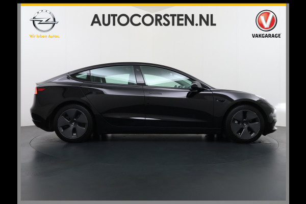 Tesla Model 3 Long Range AWD 75kWh Facelift Warmtepomp Trekhaak SOH 92% AutoPilot Leder Panoramadak Adaptive-Cruise Camera's Elektr.-Stuur+Sto Elek.Achterklep Navi LED DAB Voorverwarmen interieur Keyless One-Pedal-Drive 4WD 1e Eigenaar Origineel Nederlandse Auto Fabrieksgarantie op Accu en Motor tot 21-12-2028/192.00km