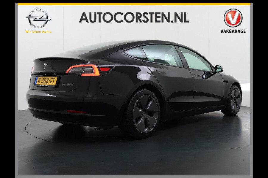 Tesla Model 3 Long Range AWD 75kWh Facelift Warmtepomp Trekhaak SOH 92% AutoPilot Leder Panoramadak Adaptive-Cruise Camera's Elektr.-Stuur+Sto Elek.Achterklep Navi LED DAB Voorverwarmen interieur Keyless One-Pedal-Drive 4WD 1e Eigenaar Origineel Nederlandse Auto Fabrieksgarantie op Accu en Motor tot 21-12-2028/192.00km