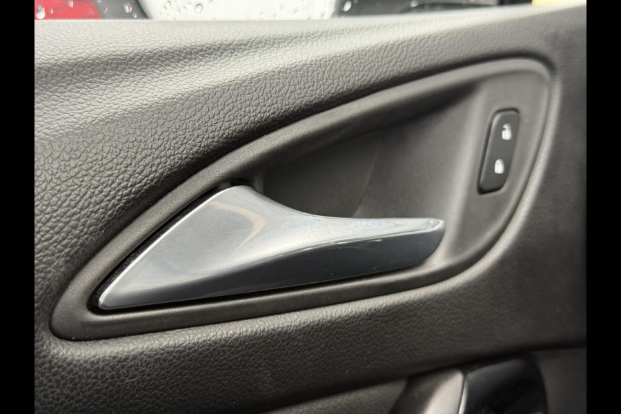 Opel Astra 1.0 Innovation Navi,Camera,Schuifdak,Dealer Onderhouden,Keyless,Pdc V+A,N.A.P,105pk,Rijstrooksensor,Blind Spot Detection,Lm velgen,Nieuwe Apk bij Aflevering