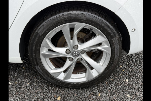 Opel Astra 1.0 Innovation Navi,Camera,Schuifdak,Dealer Onderhouden,Keyless,Pdc V+A,N.A.P,105pk,Rijstrooksensor,Blind Spot Detection,Lm velgen,Nieuwe Apk bij Aflevering