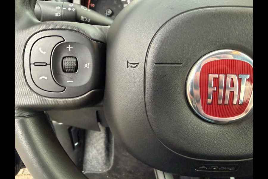 Fiat Panda 1.0 Hybrid Cross 5 persoons